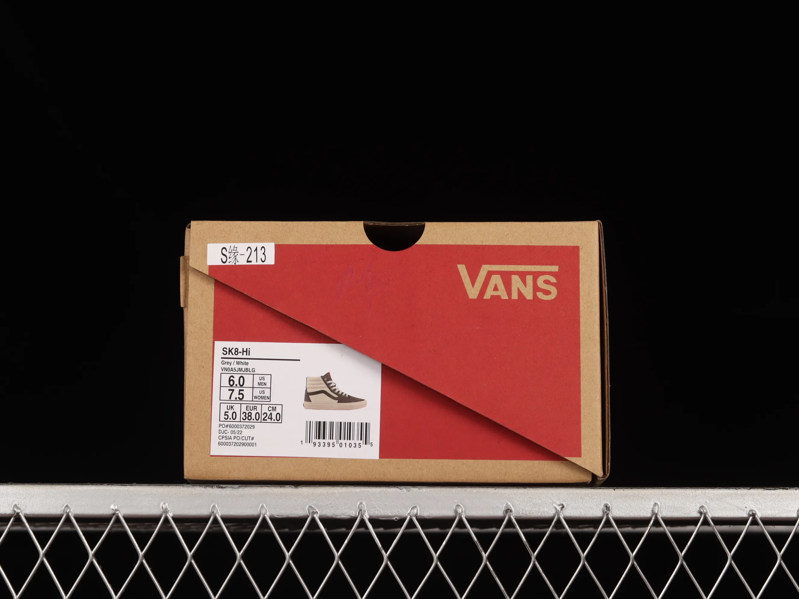 All categories Vans Vans series Vans Hi Vans high-top Vans Sk8-Hi Vans official white and blue stitching simple style casual vulcanized sneakers VN0A5JMJBLG